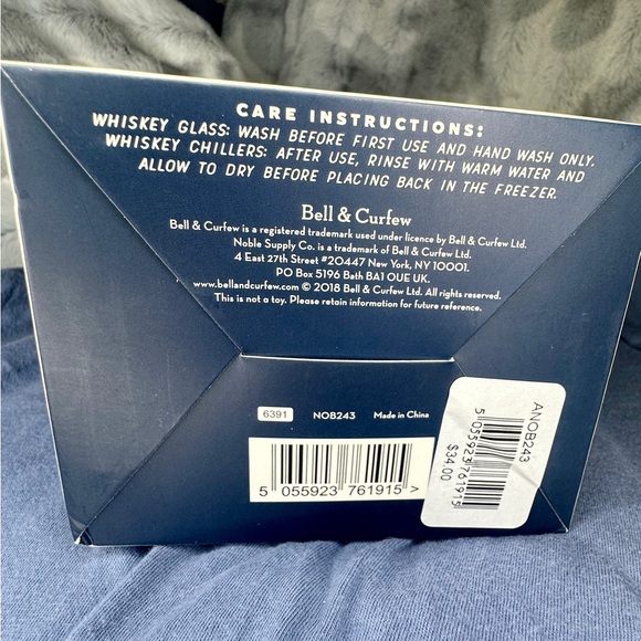 Noble Supply Co. ~ Whiskey ‘Old Fashioned Dad’ Glass Set with Whiskey Stones - Picture 5 of 7